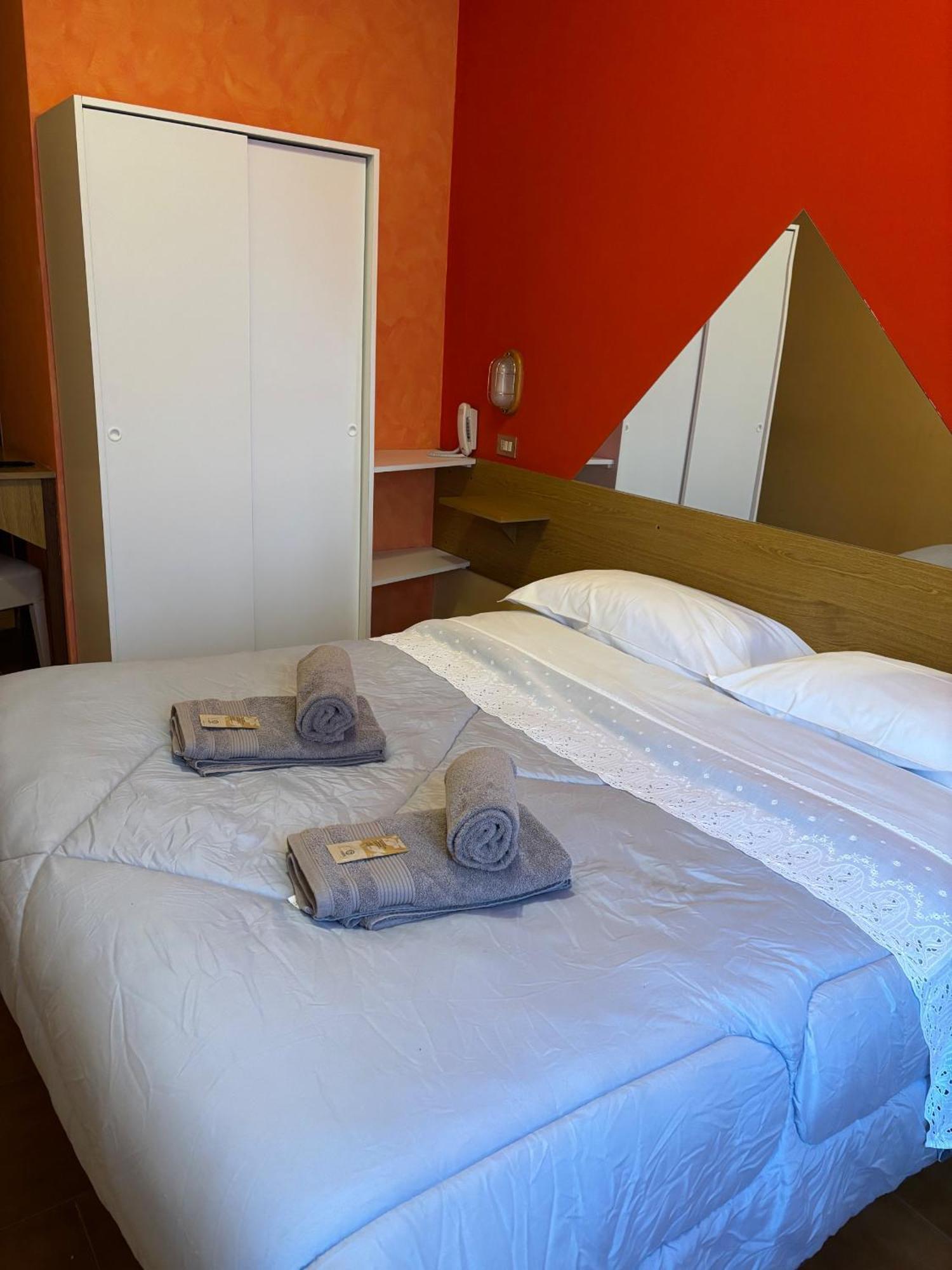 Albergo Baffo Chiuro Exterior photo